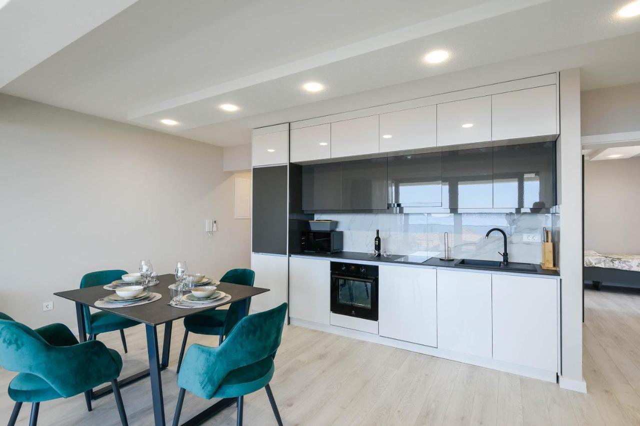 Sunny Day Luxury Holiday Apartments โอเรบิก ภายนอก รูปภาพ