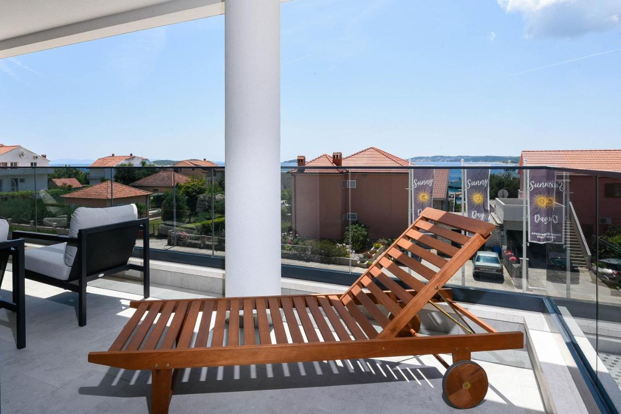 Sunny Day Luxury Holiday Apartments โอเรบิก ภายนอก รูปภาพ