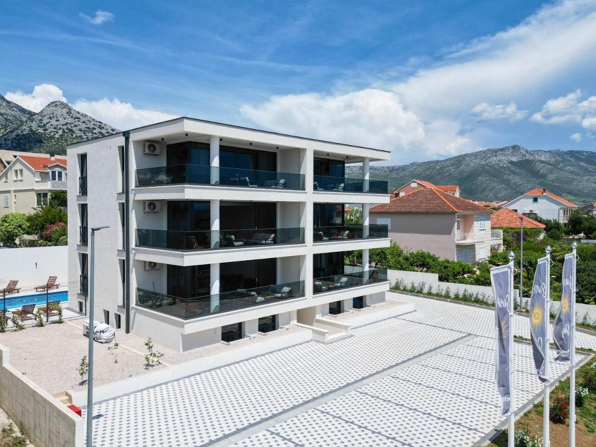 Sunny Day Luxury Holiday Apartments โอเรบิก ภายนอก รูปภาพ