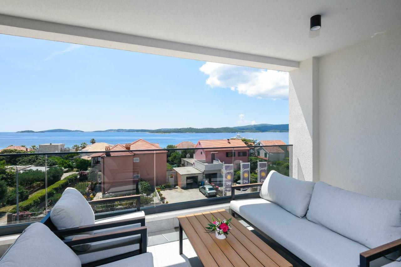 Sunny Day Luxury Holiday Apartments โอเรบิก ภายนอก รูปภาพ