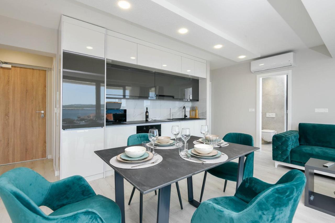 Sunny Day Luxury Holiday Apartments โอเรบิก ภายนอก รูปภาพ